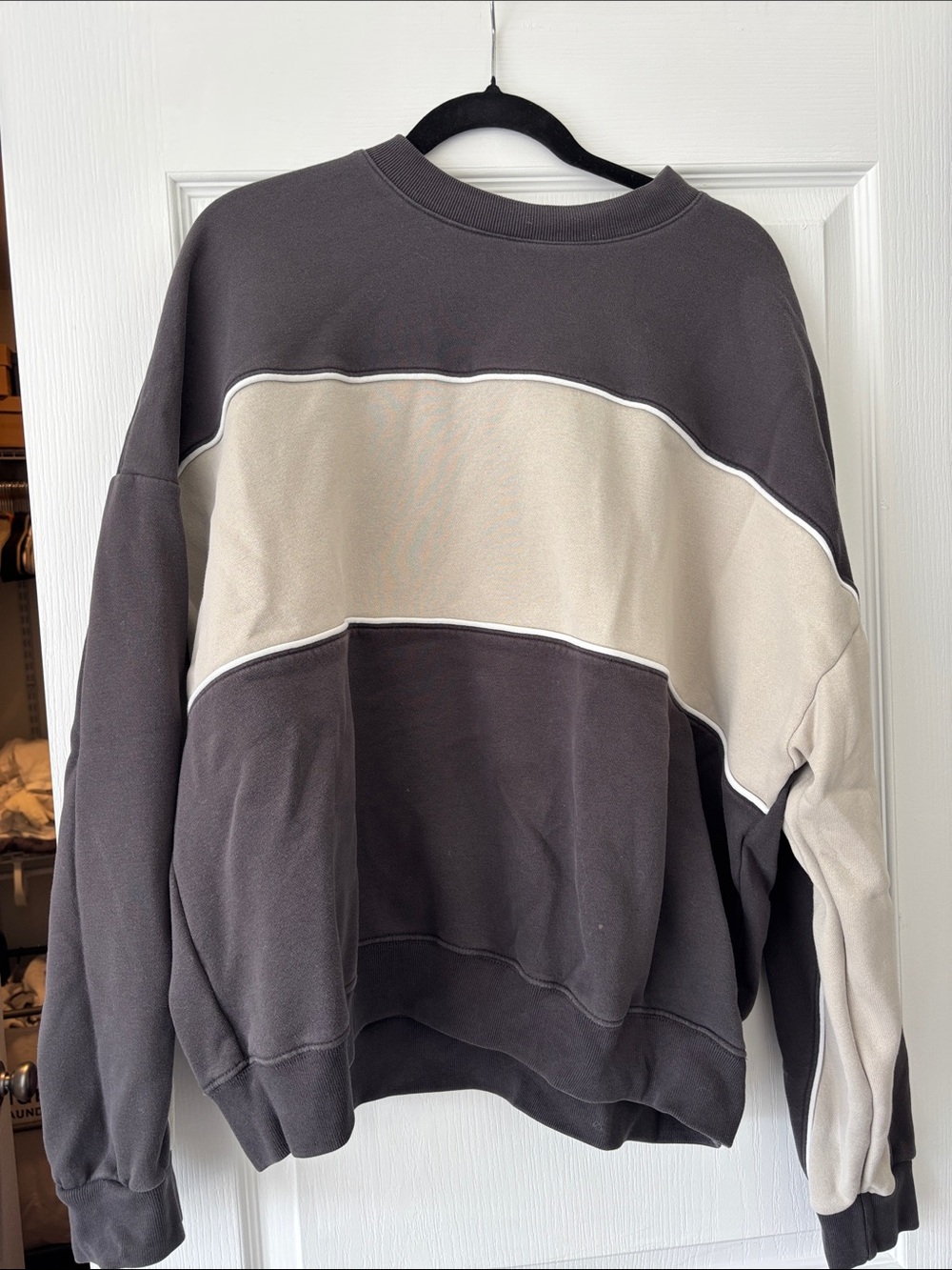 Hollister Retro Crewneck